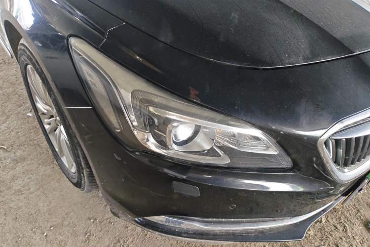 Used Buick LaCrosse 2016 20T Luxury Model Right Front Headlight