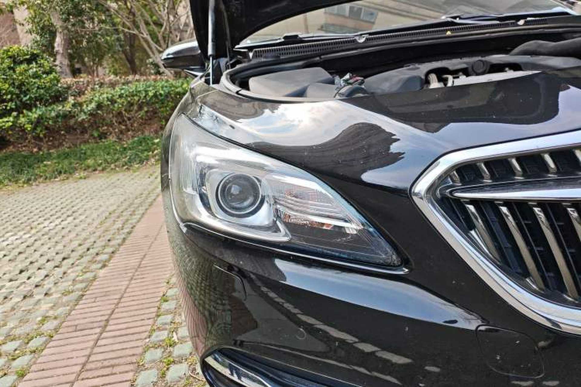 Used Buick LaCrosse 2016 28T Premium Edition Right Front Headlight
