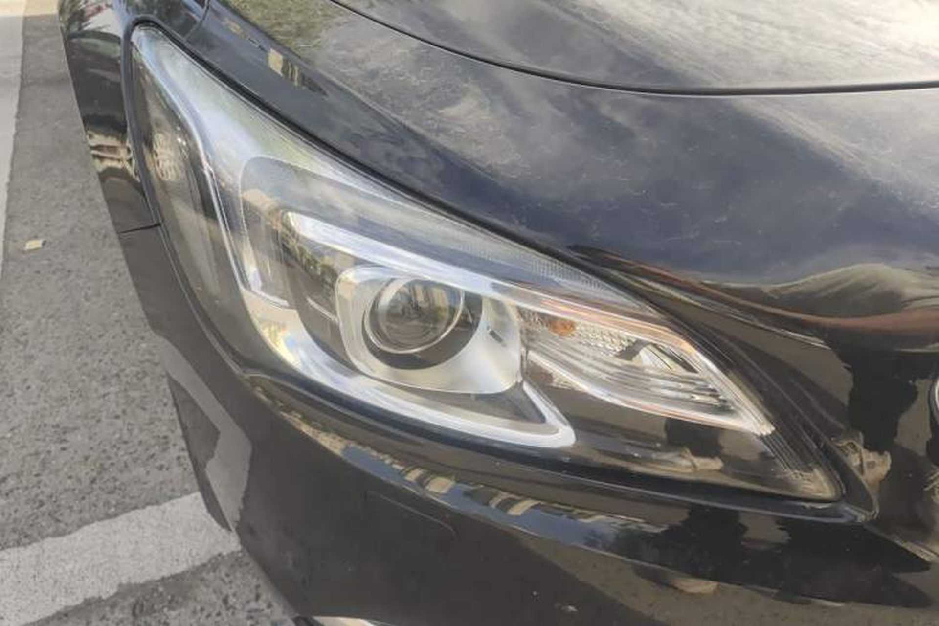 Used Buick LaCrosse 2016 28T Elite Model Right Front Headlight