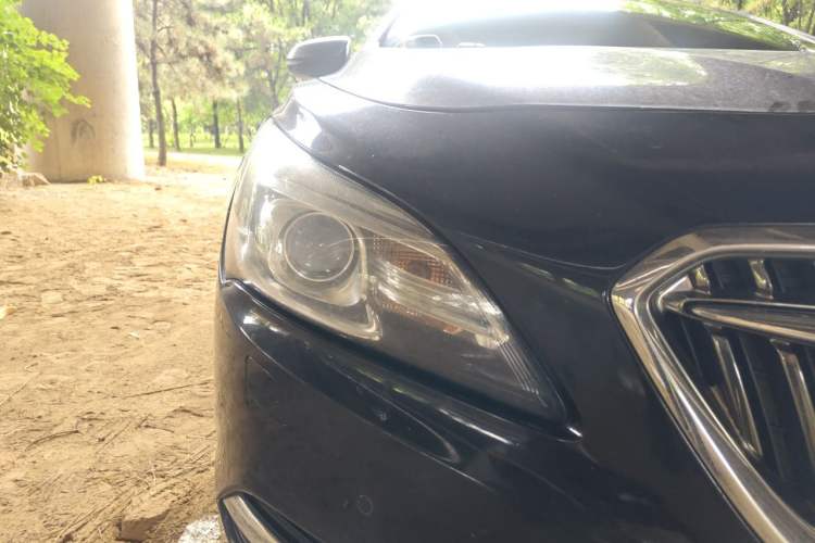 Used Buick LaCrosse 2016 20T Luxury Model Right Front Headlight