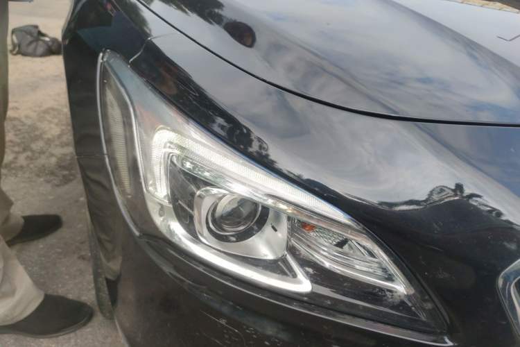 Used Buick LaCrosse 2016 20T Luxury Model Right Front Headlight