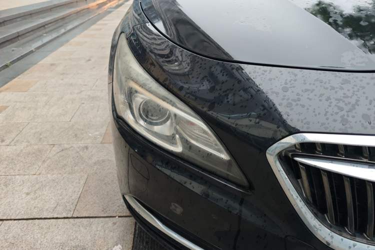 Used Buick LaCrosse 2016 20T Elite Edition Right Front Headlight