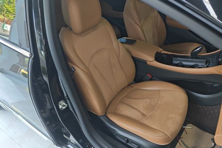 Used Buick LaCrosse 2016 20T Elite Edition Right Front Seat