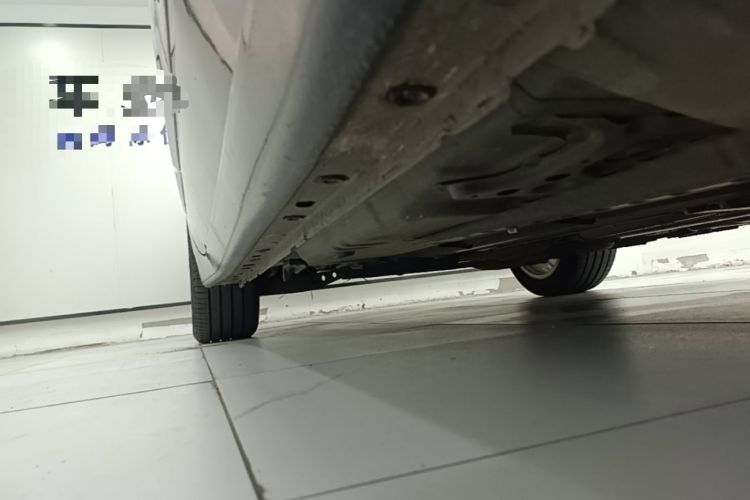 Used Buick LaCrosse 2016 28T Luxury Version Right Side Sill