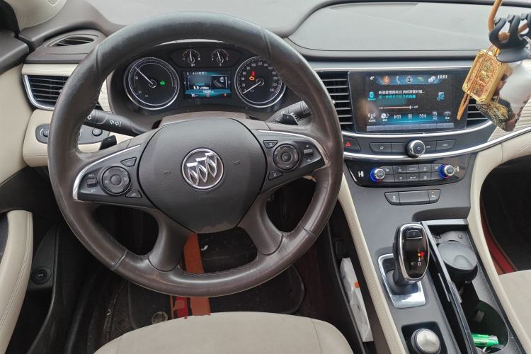 Used Buick LaCrosse 2016 30H Elite Edition Steering Wheel