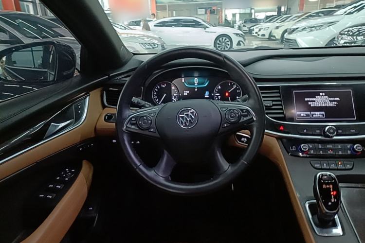 Used Buick LaCrosse 2016 28T Luxury Version Steering Wheel
