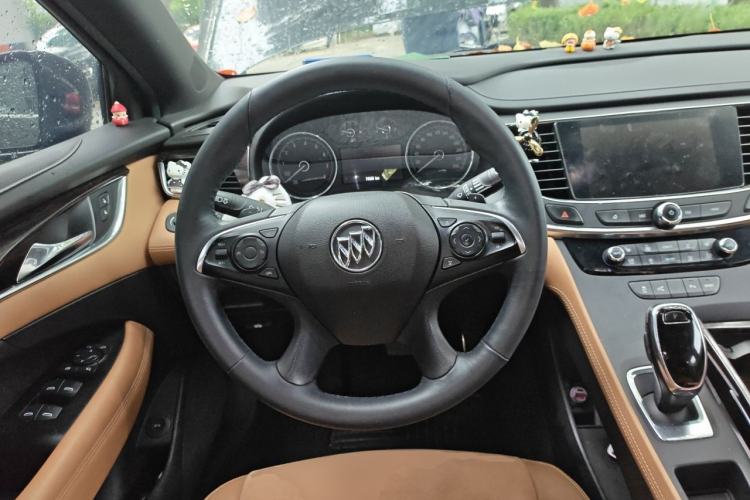 Used Buick LaCrosse 2016 28T Premium Edition Steering Wheel