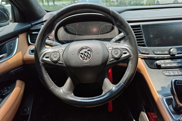 Used Buick LaCrosse 2016 28T Luxury Version Steering Wheel