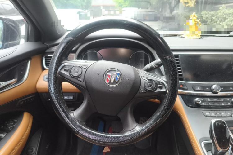 Used Buick LaCrosse 2016 20T Luxury Model Steering Wheel