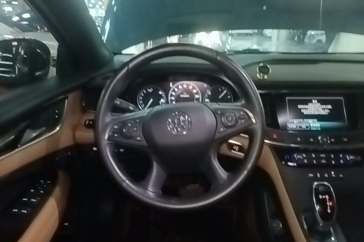 Used Buick LaCrosse 2016 20T Luxury Model Steering Wheel