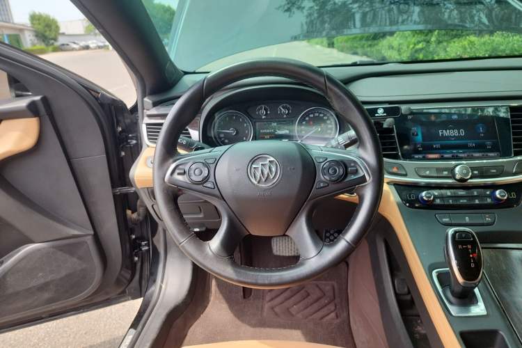 Used Buick LaCrosse 2016 20T Elite Edition Steering Wheel