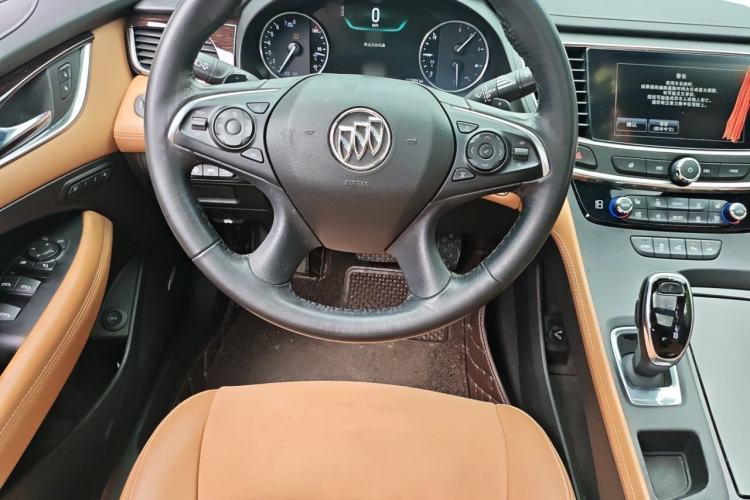 Used Buick LaCrosse 2016 28T Luxury Version Steering Wheel