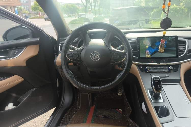 Used Buick LaCrosse 2016 20T Elite Edition Steering Wheel
