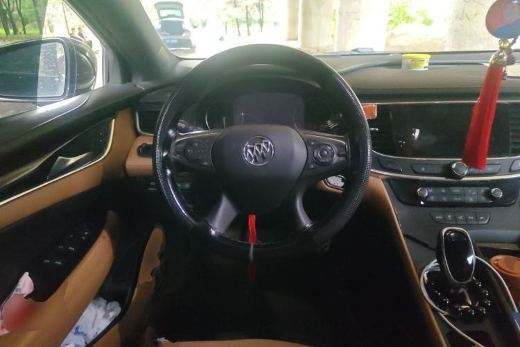Used Buick LaCrosse 2016 20T Luxury Model Steering Wheel