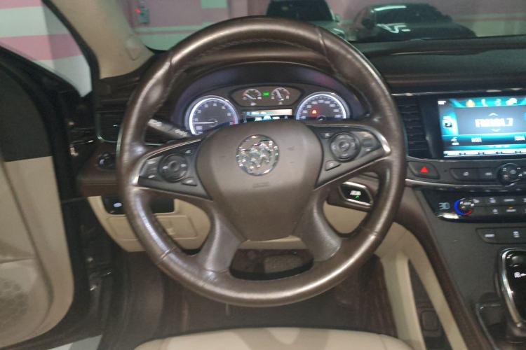 Used Buick LaCrosse 2016 20T Leading Model Steering Wheel