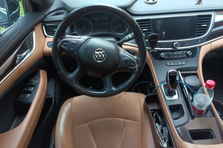 Used Buick LaCrosse 2016 28T Premium Edition Steering Wheel