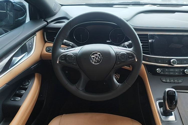 Used Buick LaCrosse 2016 20T Luxury Model Steering Wheel