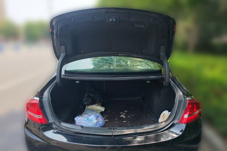 Used Buick LaCrosse 2016 20T Luxury Model Trunk