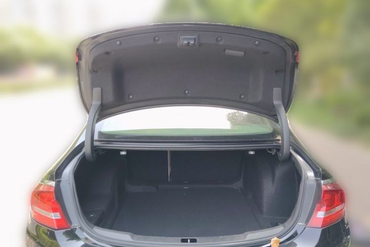 Used Buick LaCrosse 2016 20T Leading Model Trunk