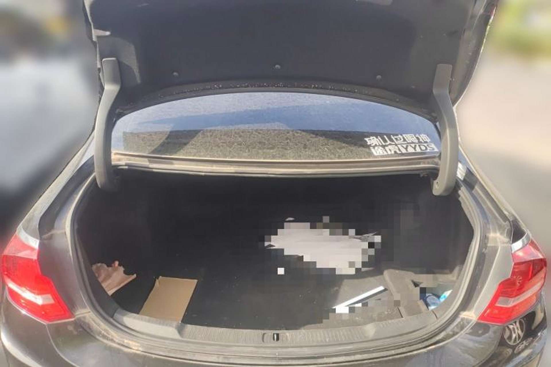 Used Buick LaCrosse 2016 28T Elite Model Trunk