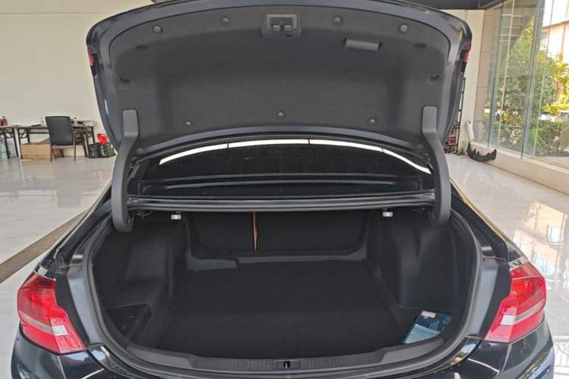 Used Buick LaCrosse 2016 20T Elite Edition Trunk