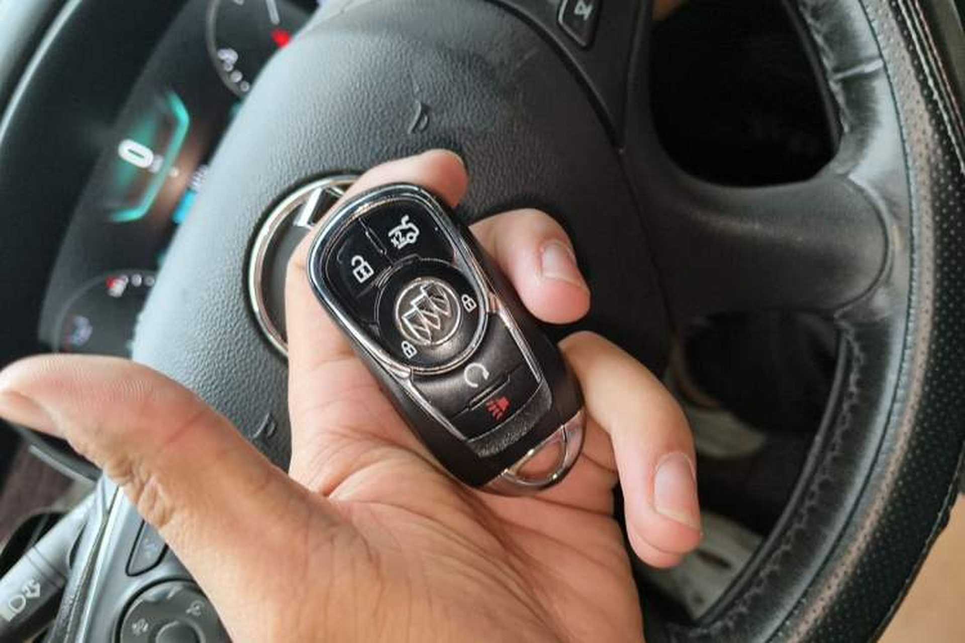 Used Buick LaCrosse 2016 28T Flagship Model Vehicle Key