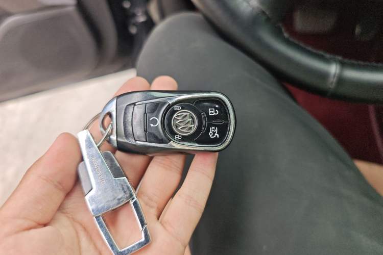 Used Buick LaCrosse 2016 20T Elite Edition Vehicle Key
