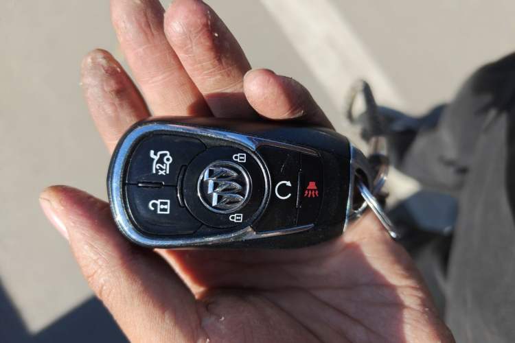 Used Buick LaCrosse 2016 20T Elite Edition Vehicle Key