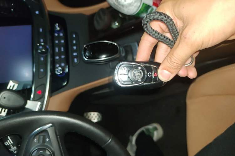 Used Buick LaCrosse 2016 20T Luxury Model Vehicle Key
