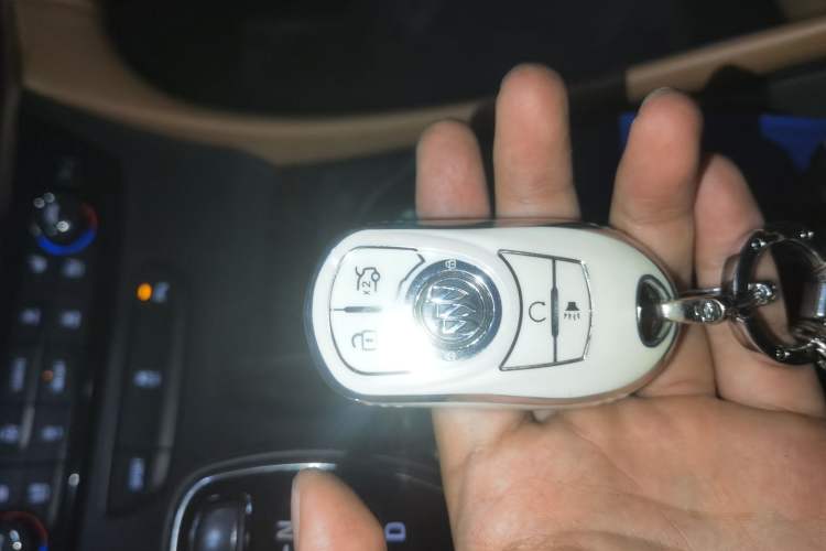 Used Buick LaCrosse 2016 20T Elite Edition Vehicle Key