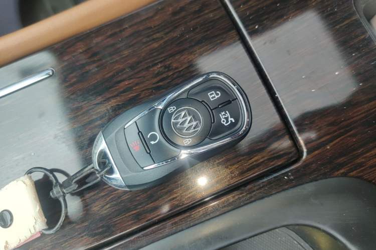 Used Buick LaCrosse 2016 20T Elite Edition Vehicle Key