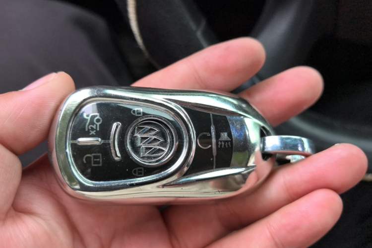 Used Buick LaCrosse 2016 20T Luxury Model Vehicle Key