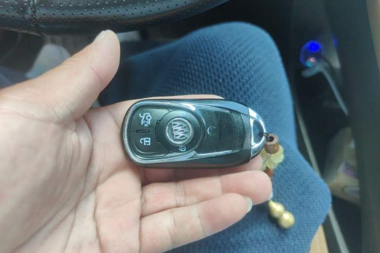 Used Buick LaCrosse 2016 20T Luxury Model Vehicle Key