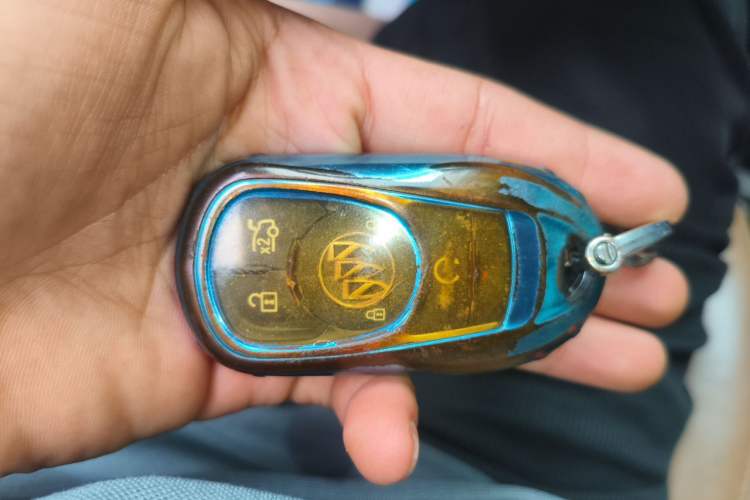 Used Buick LaCrosse 2016 20T Luxury Model Vehicle Key