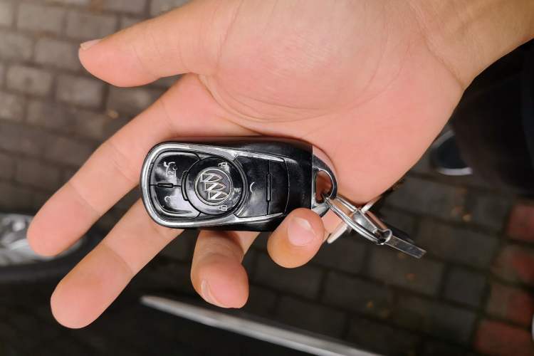 Used Buick LaCrosse 2016 20T Elite Edition Vehicle Key