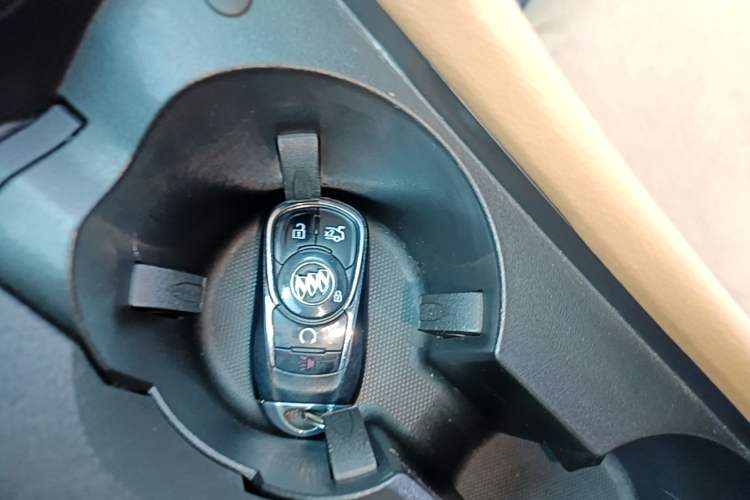 Used Buick LaCrosse 2016 20T Elite Edition Vehicle Key