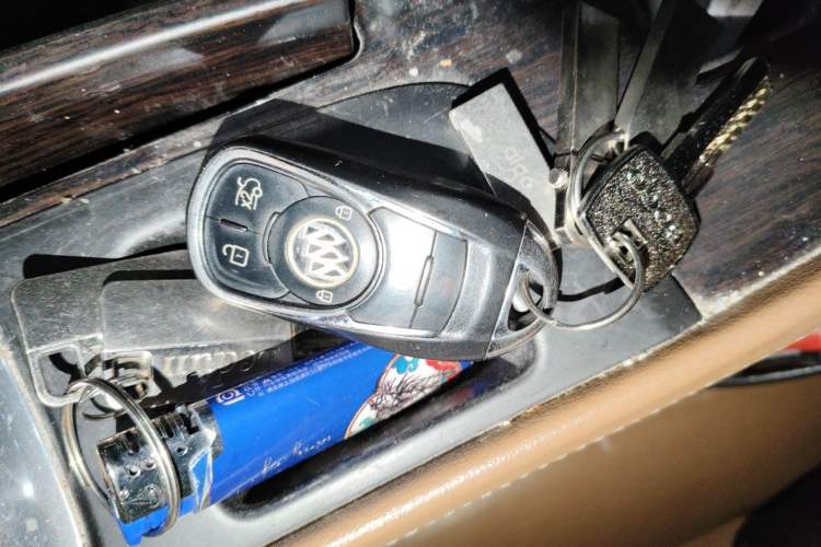 Used Buick LaCrosse 2016 20T Elite Edition Vehicle Key