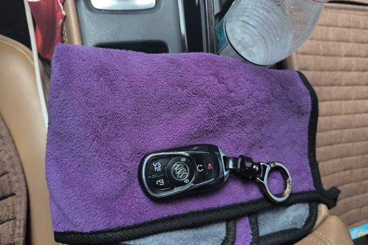 Used Buick LaCrosse 2016 20T Elite Edition Vehicle Key