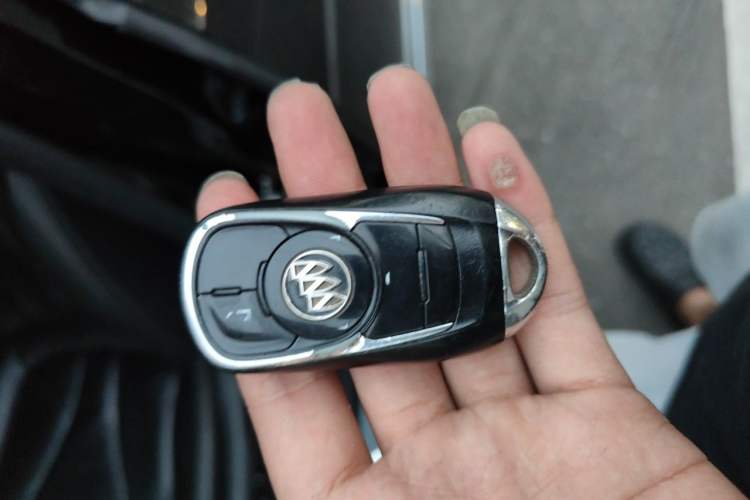 Used Buick LaCrosse 2016 Revised Version 28T Elite Edition Vehicle Key