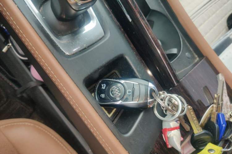 Used Buick LaCrosse 2016 Revised Version 28T Elite Edition Vehicle Key