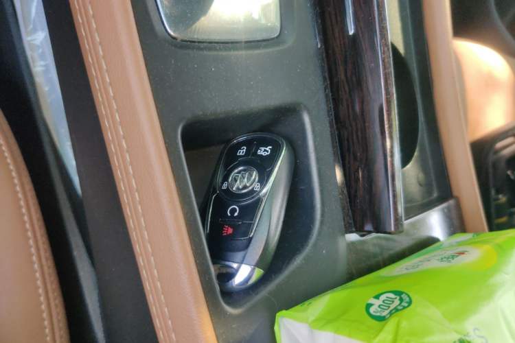 Used Buick LaCrosse 2016 20T Elite Edition Vehicle Key