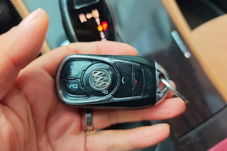 Used Buick LaCrosse 2016 20T Elite Edition Vehicle Key