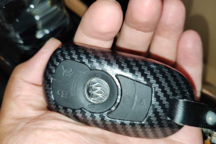 Used Buick LaCrosse 2016 20T Luxury Model Vehicle Key