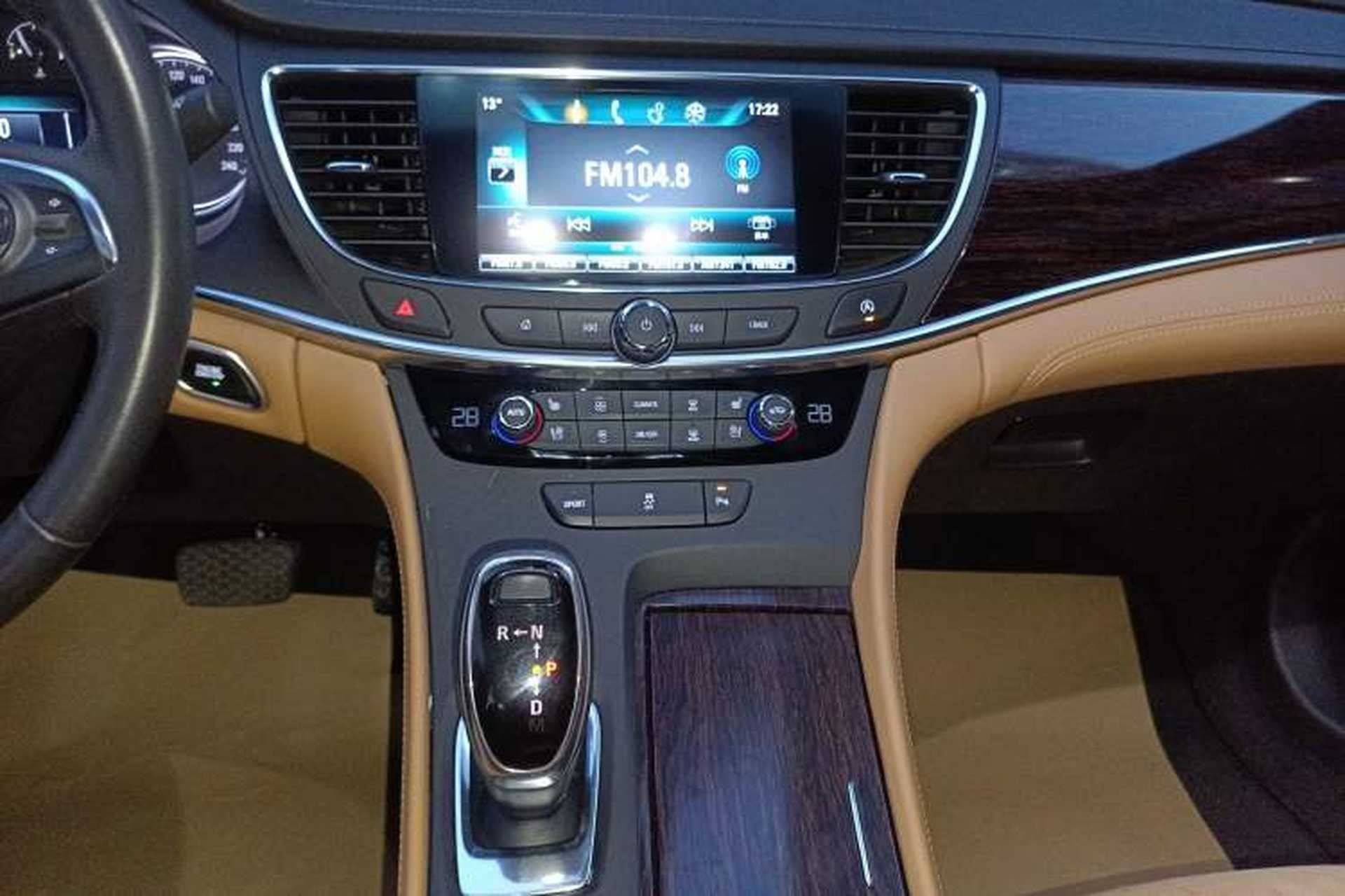 Used Buick LaCrosse 2016 20T Elite Edition Audio And AC Panel