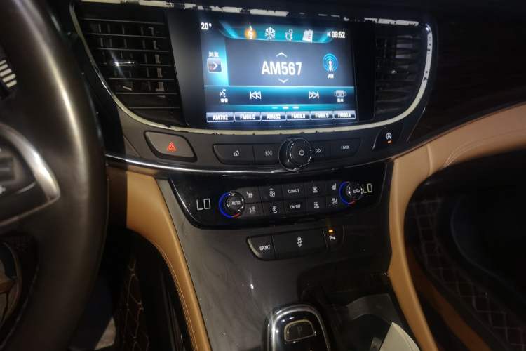 Used Buick LaCrosse 2016 20T Elite Edition Audio And AC Panel
