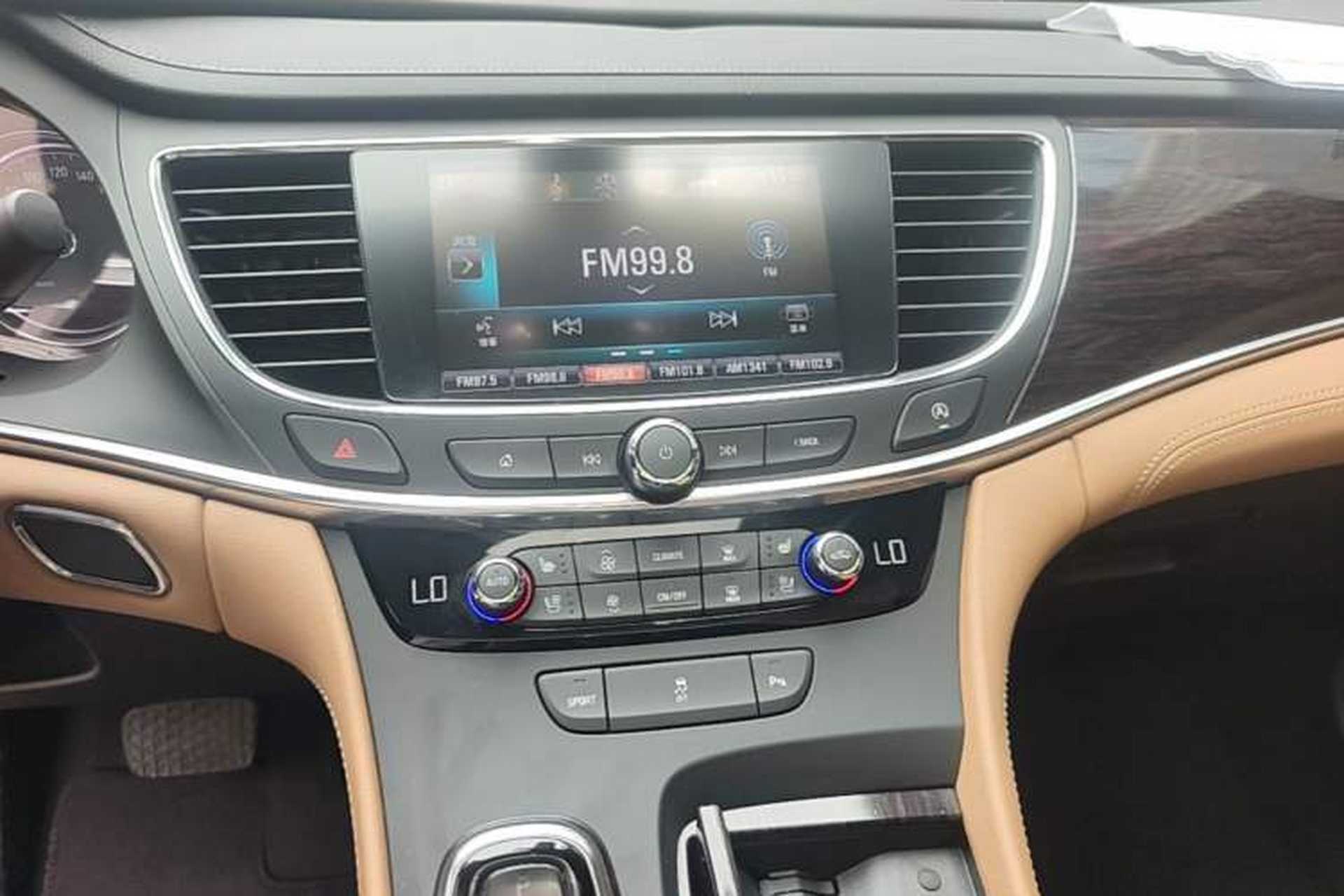 Used Buick LaCrosse 2016 20T Elite Edition Audio And AC Panel