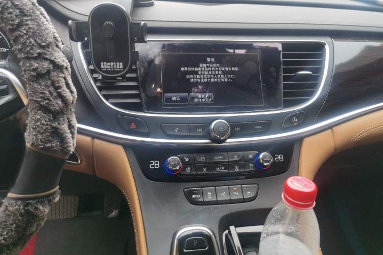 Used Buick LaCrosse 2016 20T Luxury Model Audio And AC Panel
