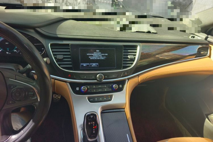 Used Buick LaCrosse 2016 28T Luxury Version Audio And AC Panel