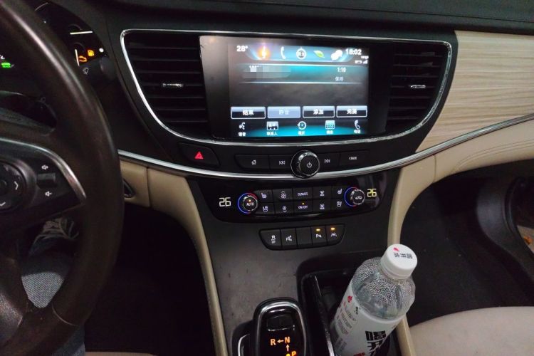 Used Buick LaCrosse 2016 30H Luxury Version Audio And AC Panel
