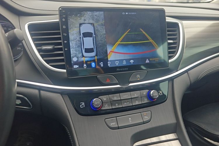 Used Buick LaCrosse 2016 20T Elite Edition Audio And AC Panel